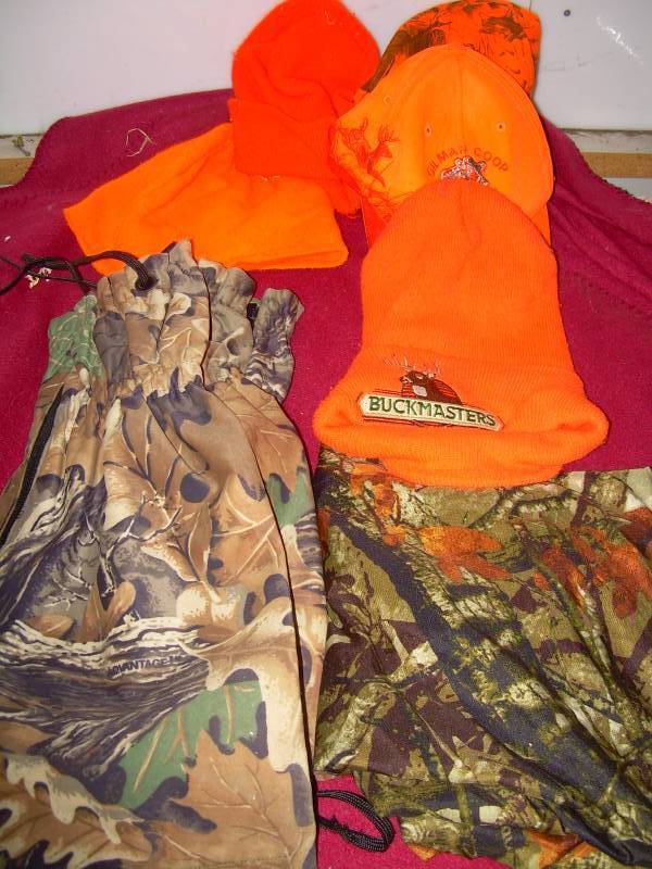 HUNTING BAGS AND CAPS