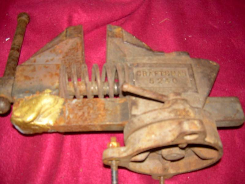 ANTIQUE CRAFTSMAN VISE