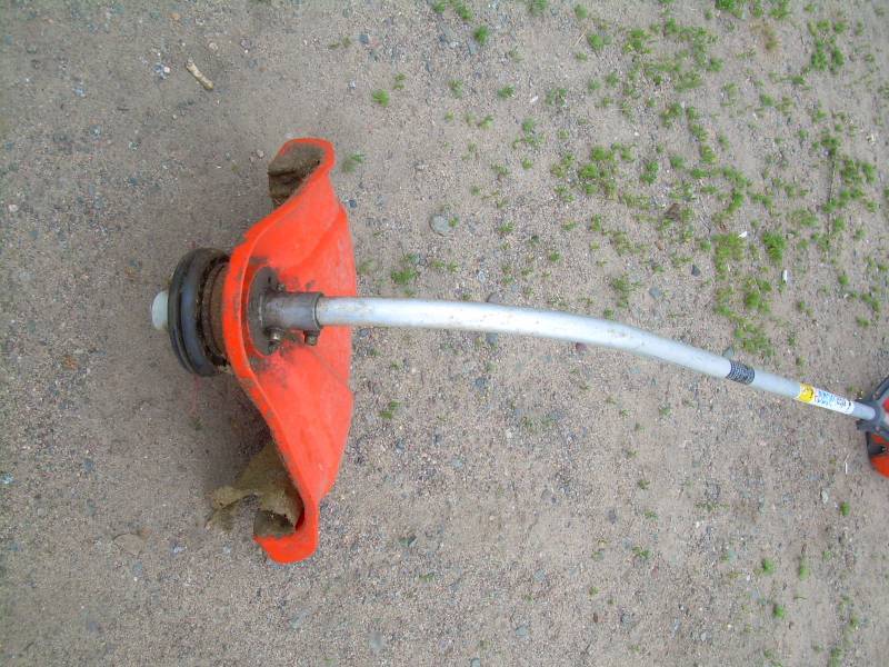 EFRO 8725 WEED WHIP