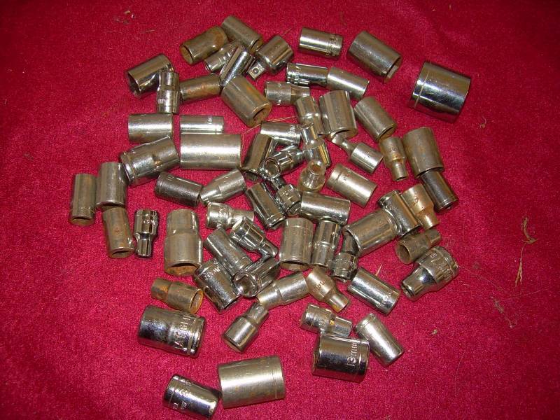 METRIC AND REGULAR SOCKETS