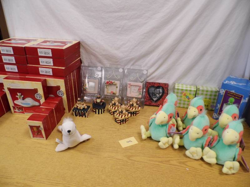 Christmas Plush - Frames