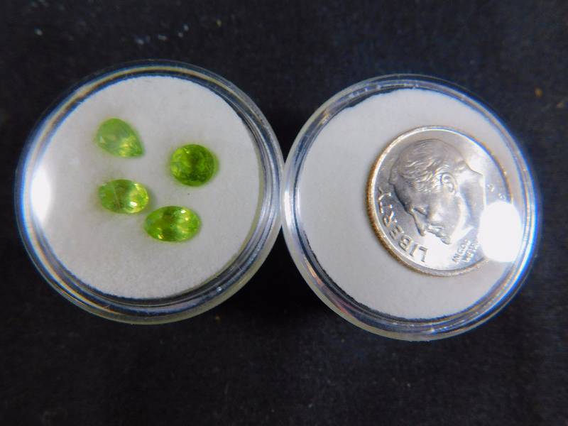 (4) Green Gemstones 2 cts Total