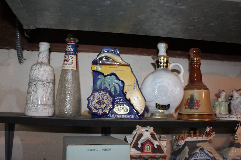 lot 71 image: Decorative Liquor Decanters