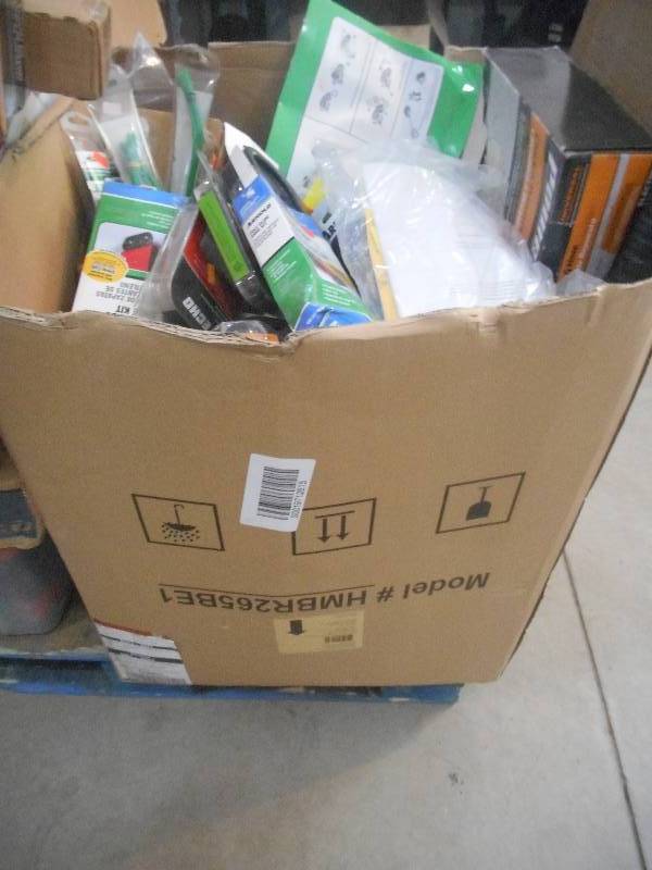 lot 8 image: ASSORTED BOX LOT