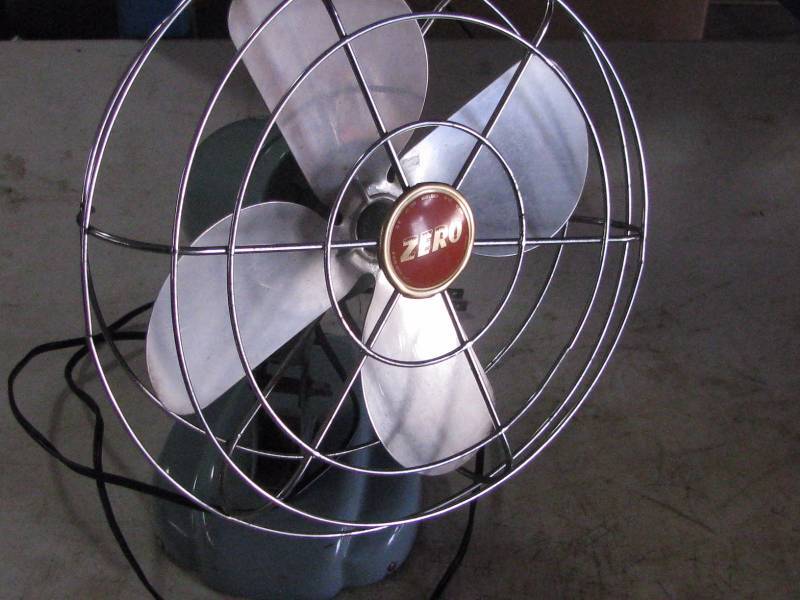 lot 36 image: Vintage Zero Fan