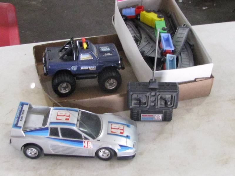 lot 66 image: Remote Control Cars