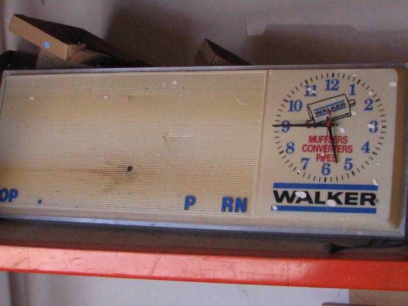 lot 78 image: Walker Muffler Clock display