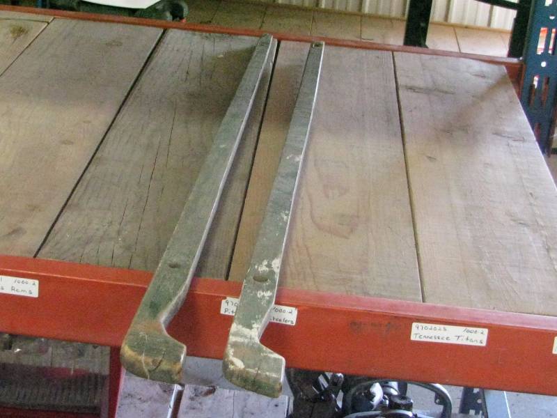 lot 103 image: Planet Junior Cultivator wood Arms