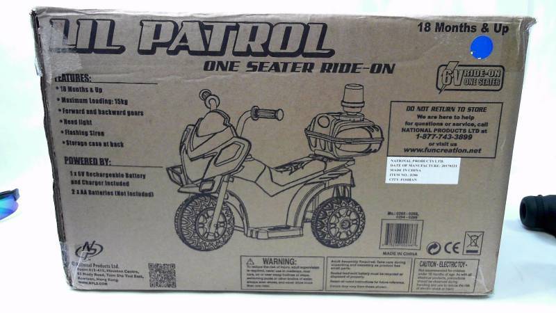 lot 3158 image: Kids Lil Rider SuperSport Three Wheel Scooter White