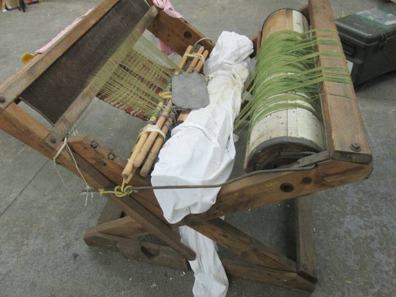 lot 75 image: Large Floor Rug Wooden Loom...