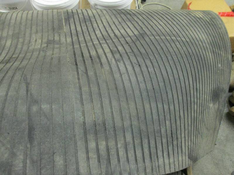 lot 92 image: 4x5 Ft Hard Rubber Mat...
