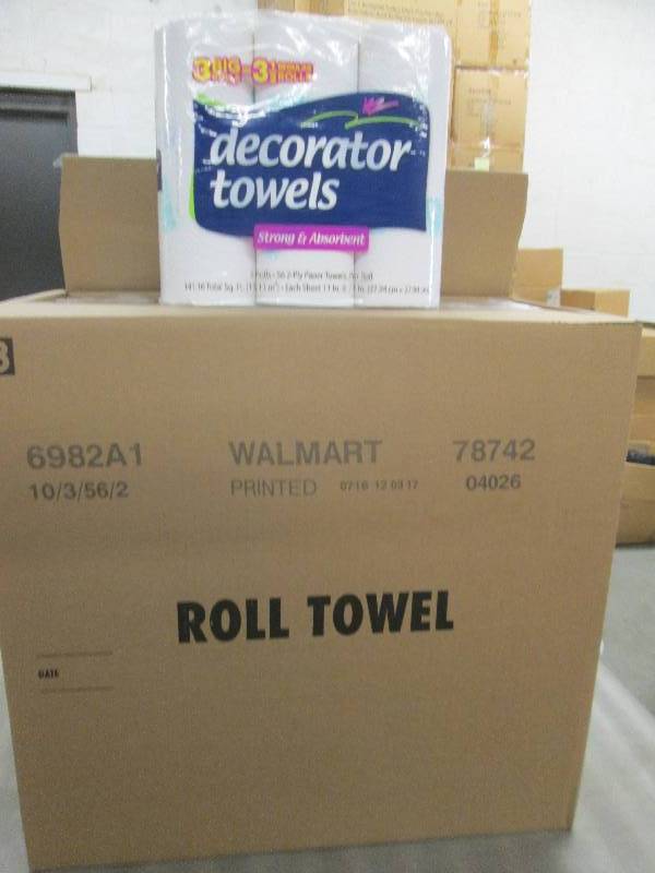 lot 134 image: 1 Case of Decorator Paper Towels 10...