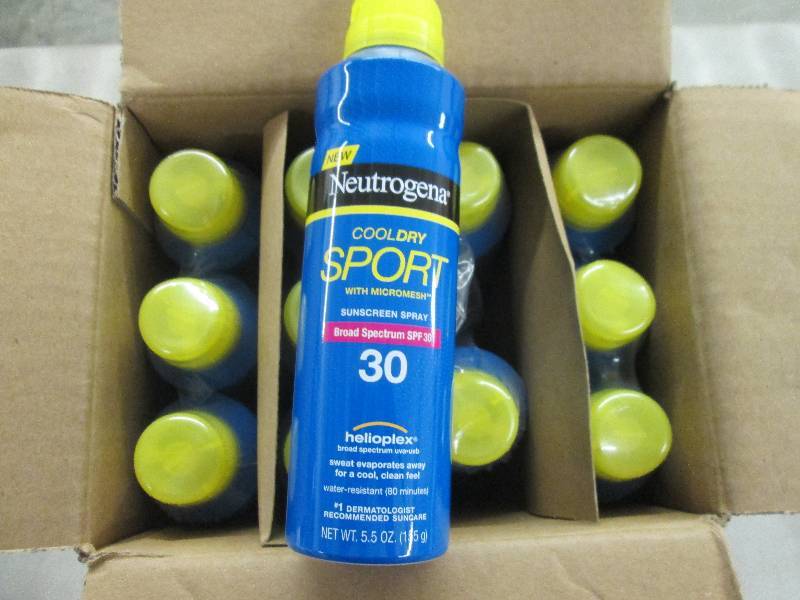 lot 151 image: Case of 12 5.5 oz Neutrogena Cool ...