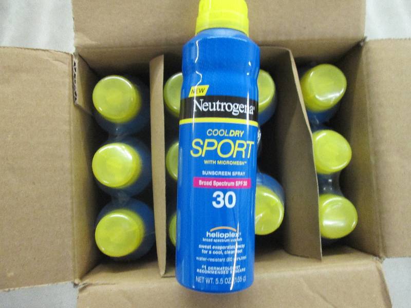 lot 153 image: Case of 12 5.5 oz Neutrogena Cool ...