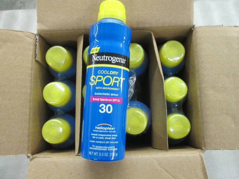 lot 159 image: Case of 12 5.5 oz Neutrogena Cool ...
