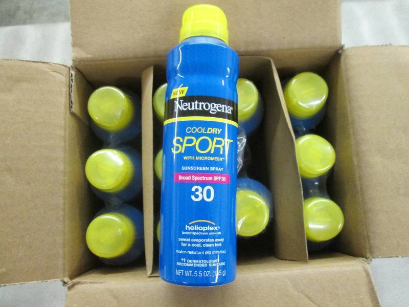 lot 162 image: Case of 12 5.5 oz Neutrogena Cool ...