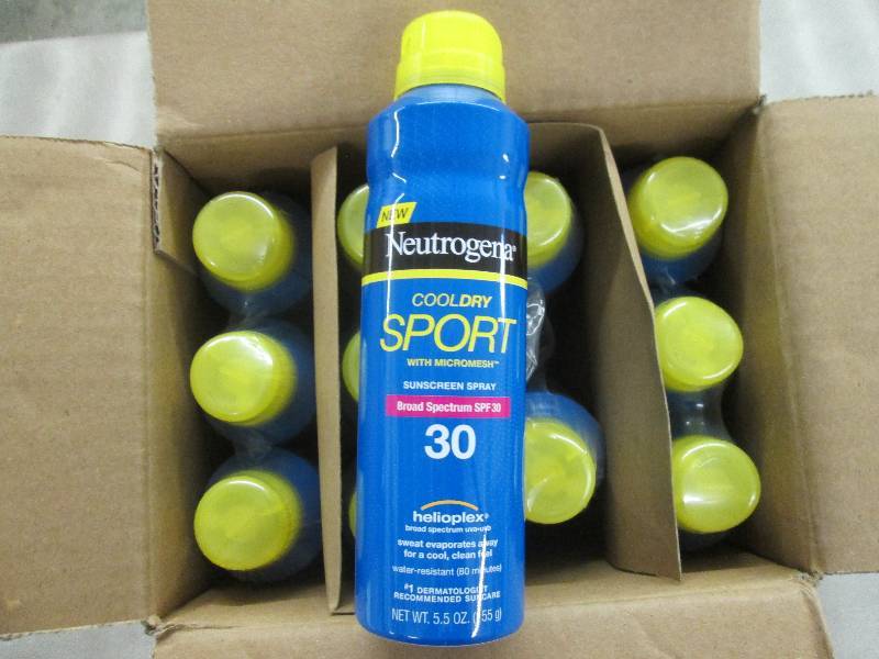 lot 171 image: Case of 12 5.5 oz Neutrogena Cool ...