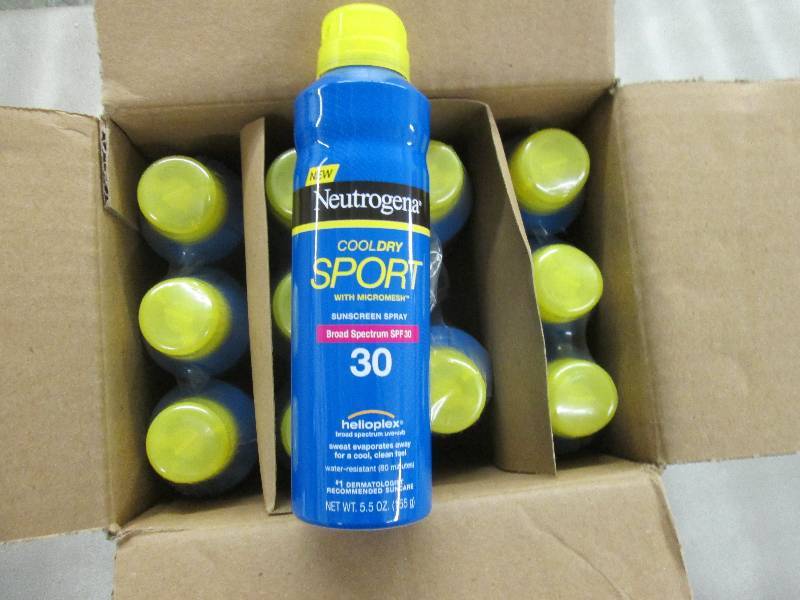 lot 173 image: Case of 12 5.5 oz Neutrogena Cool ...