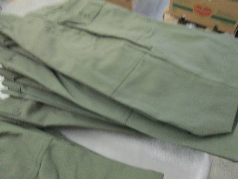 lot 179 image: Lot of 5 New Army Green 4 Pocket Ut...