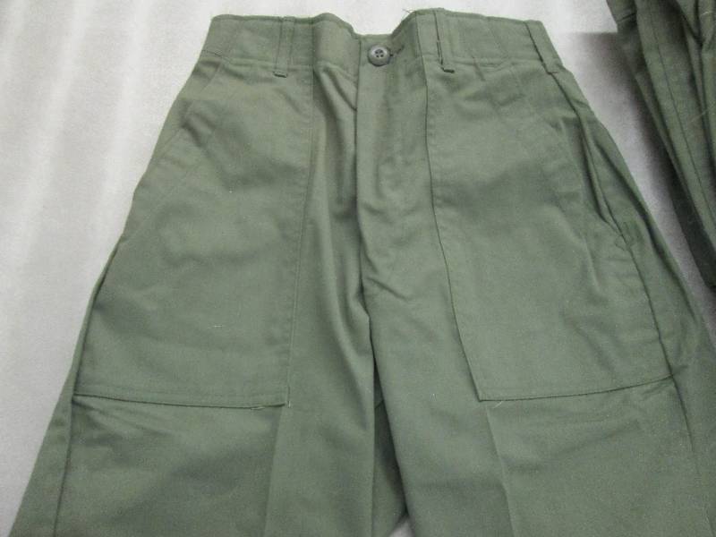lot 197 image: Lot of 10 New Army Green 4 Pocket U...