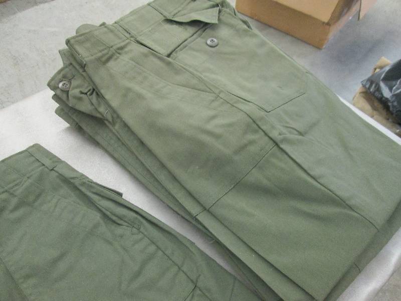 lot 200 image: Lot of 10 New Army Green 4 Pocket U...
