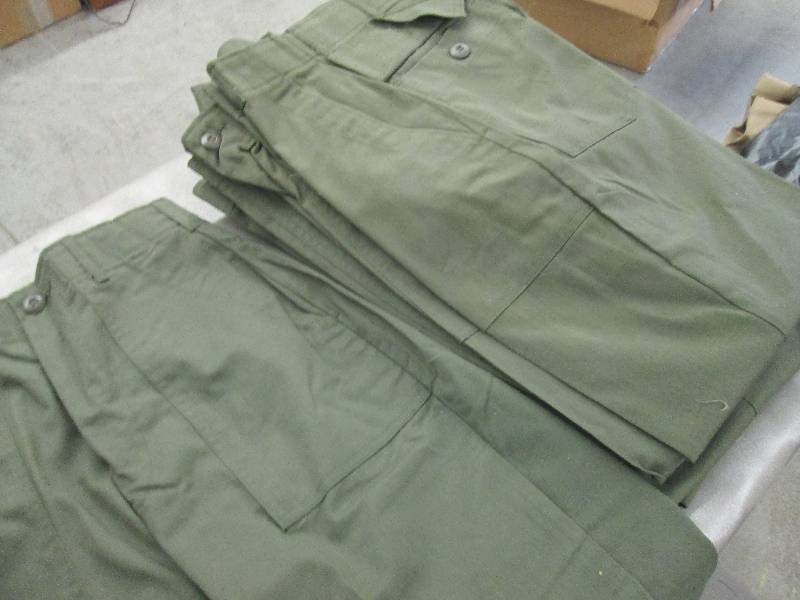 lot 204 image: Lot of 10 New Army Green 4 Pocket U...