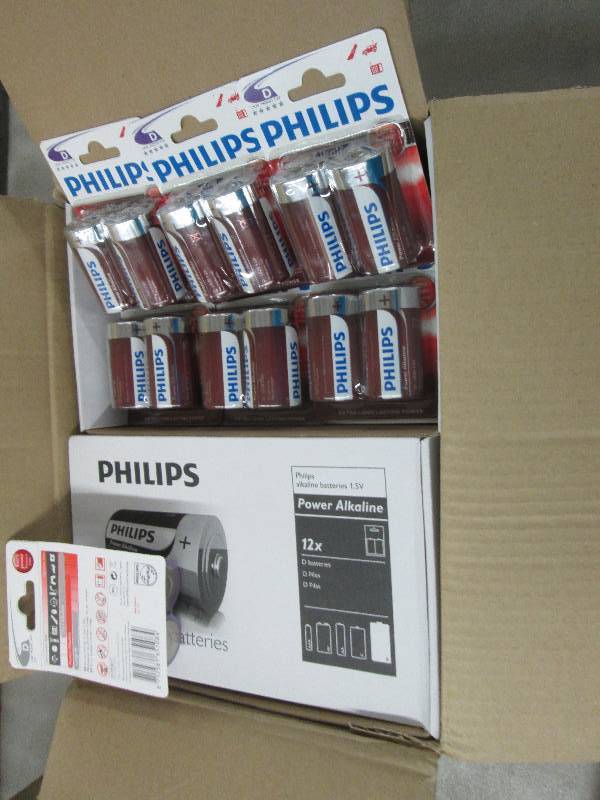 lot 221 image: Case of 4 Boxes of 122pks(96) Phil...