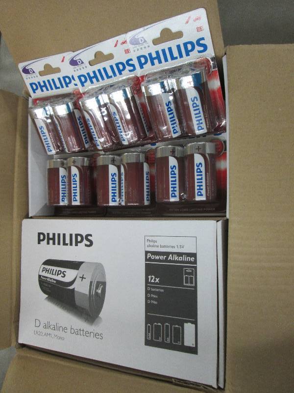 lot 223 image: Case of 4 Boxes of 122pks(96) Phil...