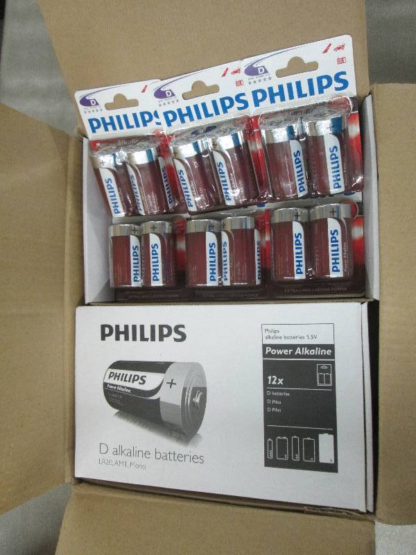 lot 231 image: Case of 4 Boxes of 122pks(96) Phil...