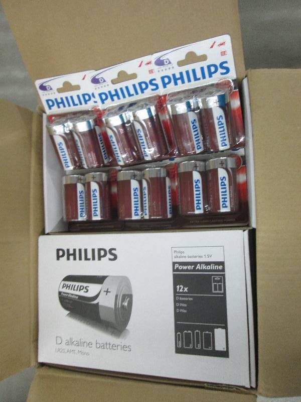 lot 234 image: Case of 4 Boxes of 122pks(96) Phil...