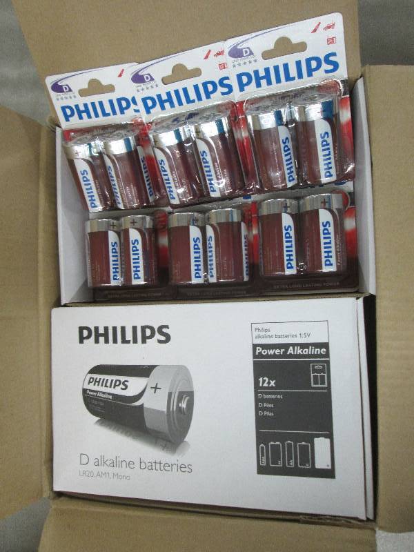 lot 237 image: Case of 4 Boxes of 122pks(96) Phil...