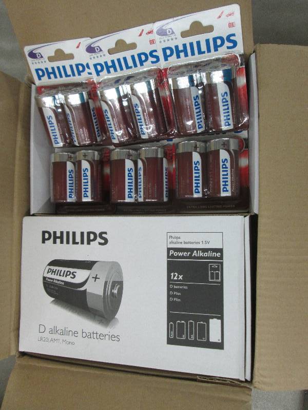 lot 238 image: Case of 4 Boxes of 122pks(96) Phil...