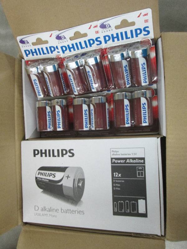 lot 239 image: Case of 4 Boxes of 122pks(96) Phil...