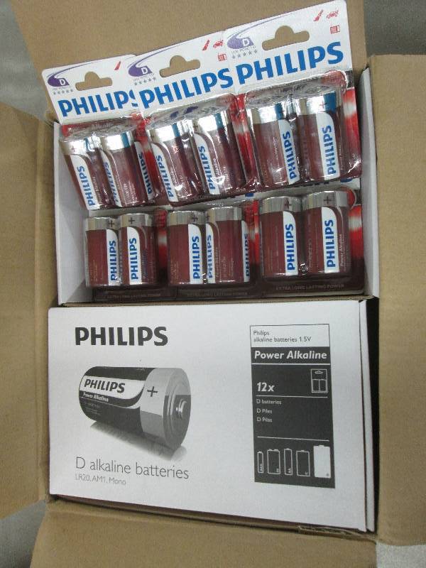lot 242 image: Case of 4 Boxes of 122pks(96) Phil...