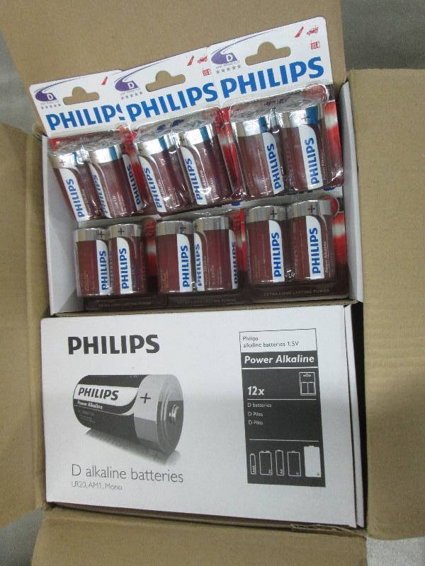 lot 244 image: Case of 4 Boxes of 122pks(96) Phil...