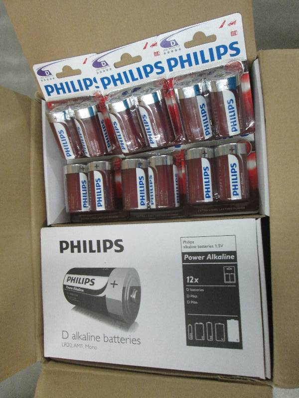 lot 245 image: Case of 4 Boxes of 122pks(96) Phil...