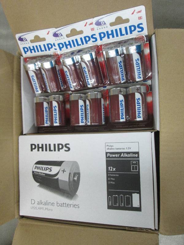 lot 246 image: Case of 4 Boxes of 122pks(96) Phil...