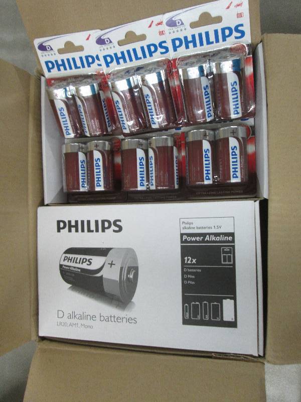 lot 247 image: Case of 4 Boxes of 122pks(96) Phil...