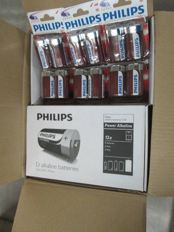 lot 249 image: Case of 4 Boxes of 122pks(96) Phil...
