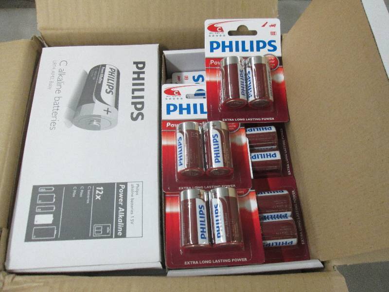 lot 251 image: Case of 4 Boxes of 122pks(96) Phil...