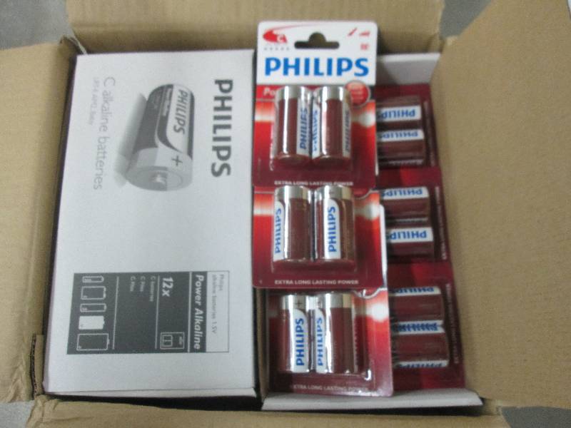 lot 259 image: Case of 4 Boxes of 122pks(96) Phil...