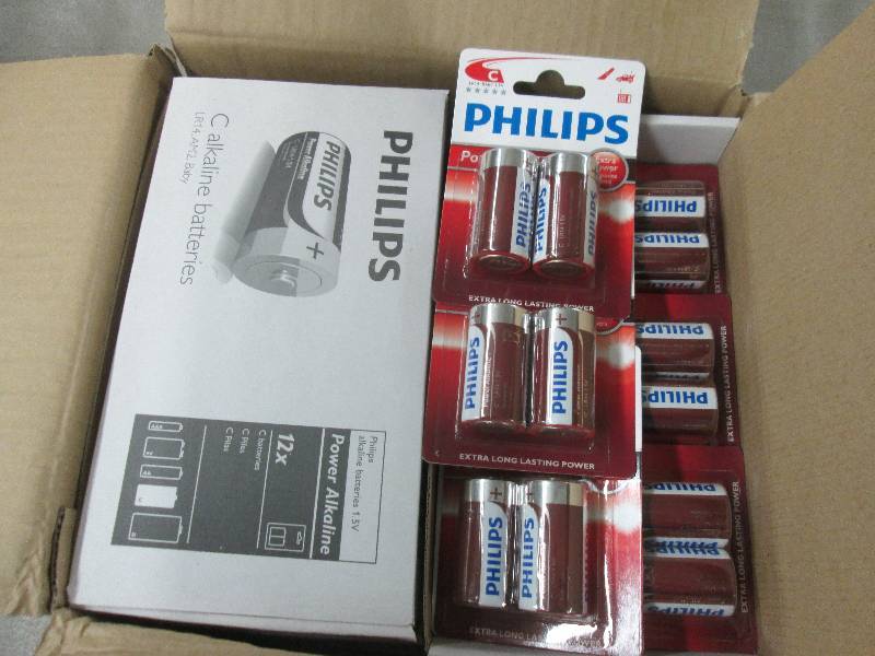 lot 266 image: Case of 4 Boxes of 122pks(96) Phil...