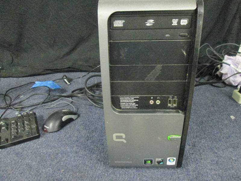 lot 282 image: Compaq Computer tower only, boots t...