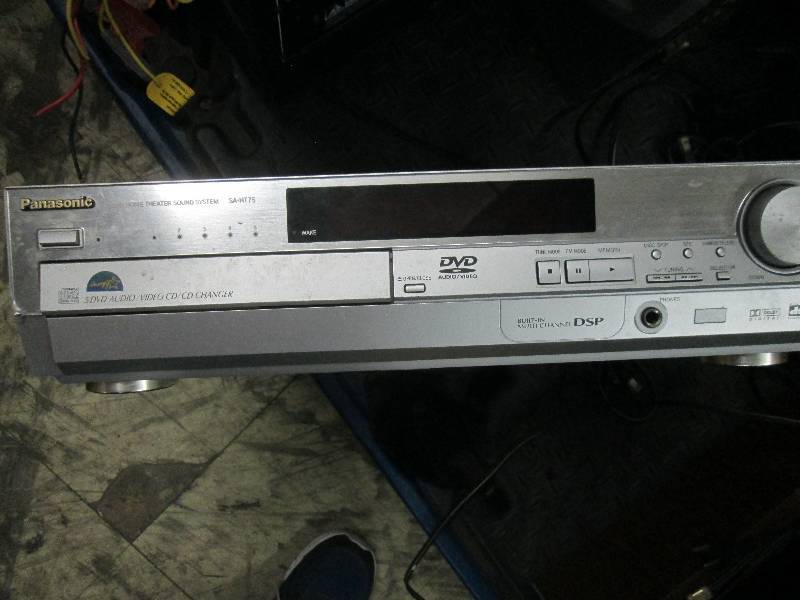 lot 313 image: Panasonic Home Theater Sound System...