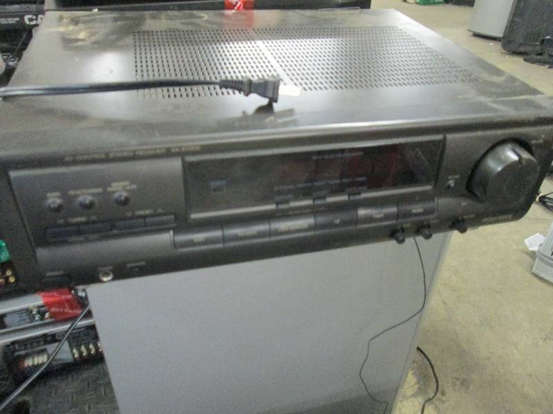 lot 321 image: AV Control Stereo Receiver - powers...