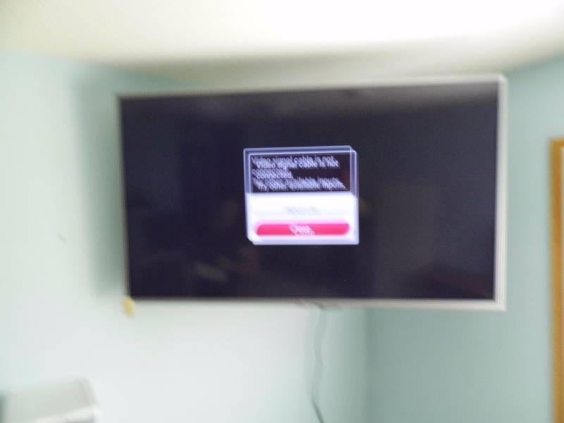 lot 14 image: LG 60 TV