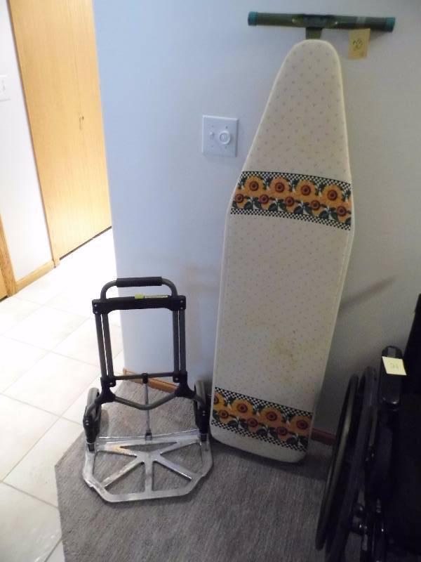 lot 23 image: Ironing Board & Folding Cart