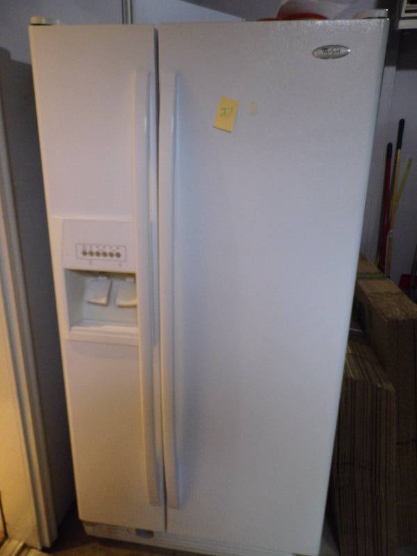 lot 27 image: Whilrpool Fridge