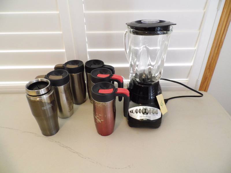 lot 48 image: Blender - Coffee Mugs