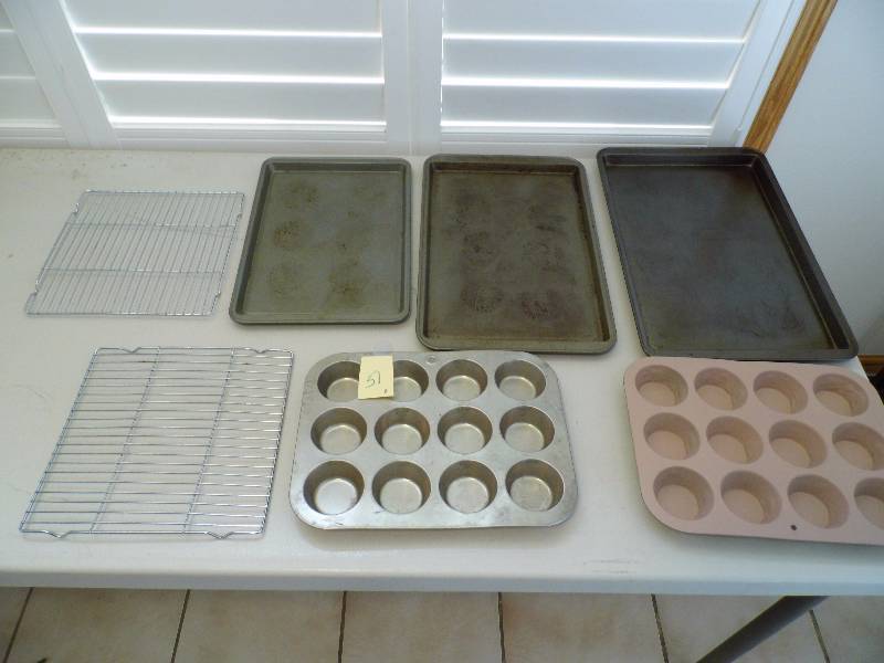 lot 51 image: Baking Sheets - Muffin Tins - Cooling Rack